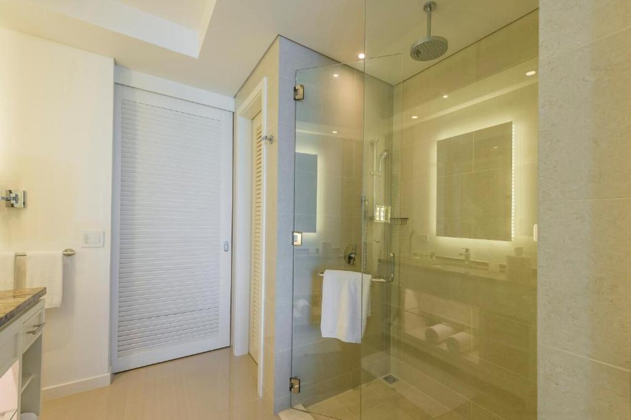 Hyatt Regency Hotel 5*