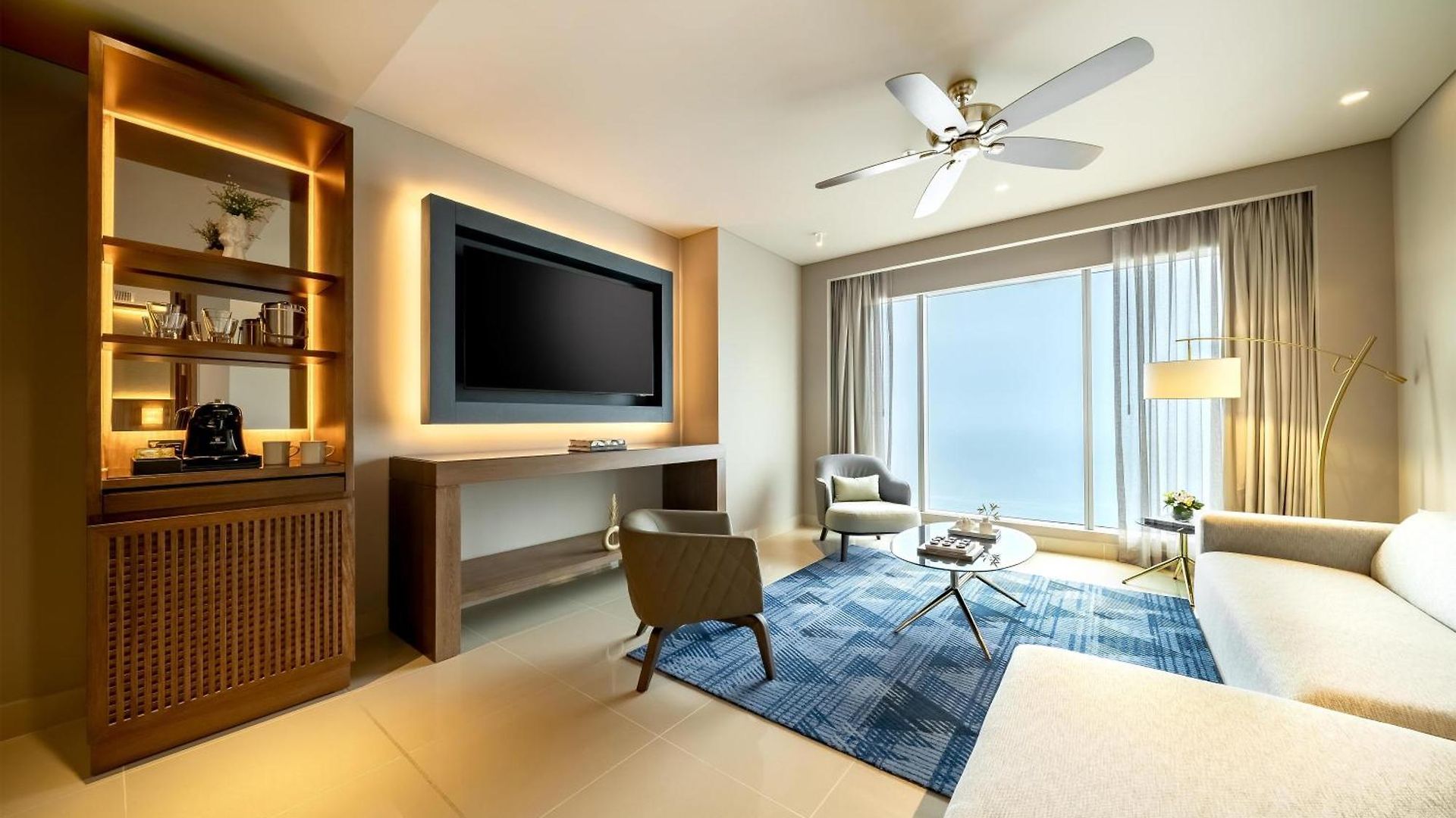 Hyatt Regency Hotel 5*