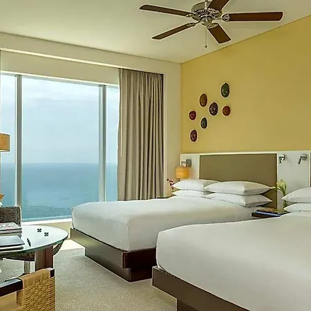 Hyatt Regency 5*